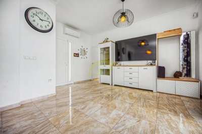 Fantastic 5 bedroom South Facing Villa in Playa Blanca