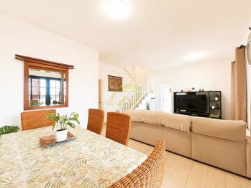 3 bedroom, 2 bathroom duplex in El Palmeral, Costa Teguise