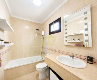 3 bedroom, 2 bathroom duplex in El Palmeral, Costa Teguise