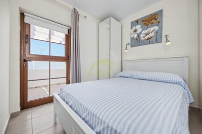 Modern 3 bedroom apartment for sale in the heart of Puerto del Carmen