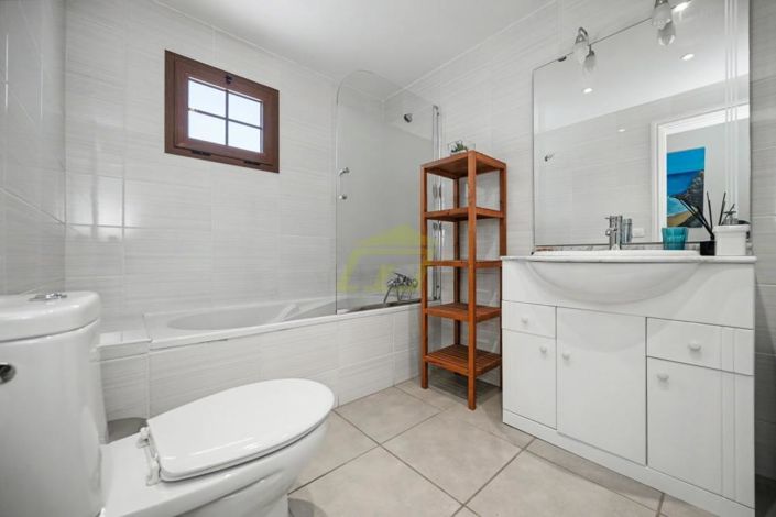 Image No.9-3 Bed Apartment for sale