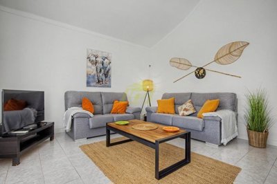 Rare opportunity of a 2 bedroom detached villa close to the beach