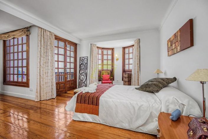 Image No.13-4 Bed Villa for sale