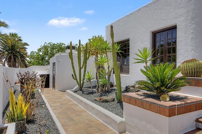 Image No.5-4 Bed Villa for sale