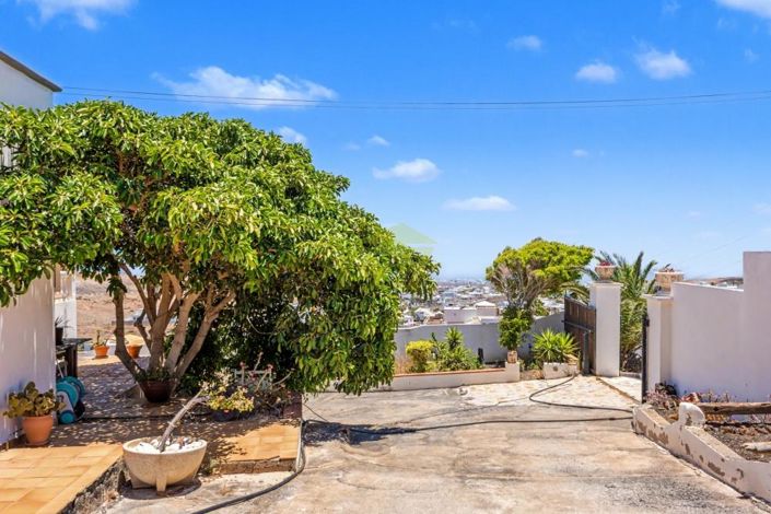 Image No.14-3 Bed Villa for sale