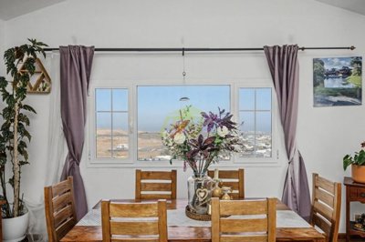 Charming traditional detached villa with panoramic sea views