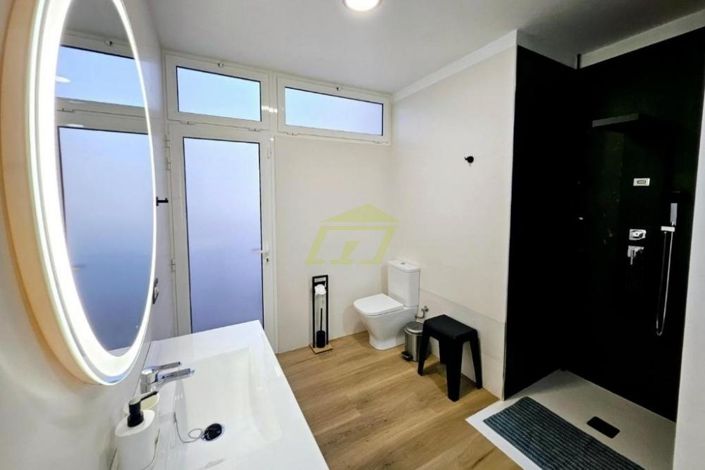 Image No.17-4 Bed Villa for sale