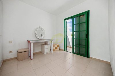 Excellent 2 Bedroom Apartment near beach and town centre in Playa Blanca