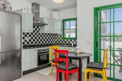 Excellent 2 Bedroom Apartment near beach and town centre in Playa Blanca