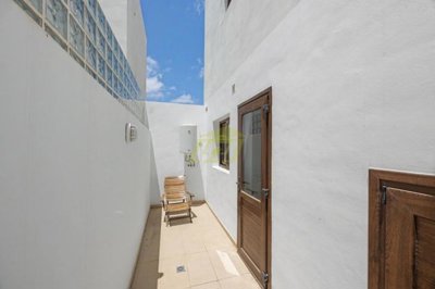 Prime Puerto Calero duplex with terrace and pool views