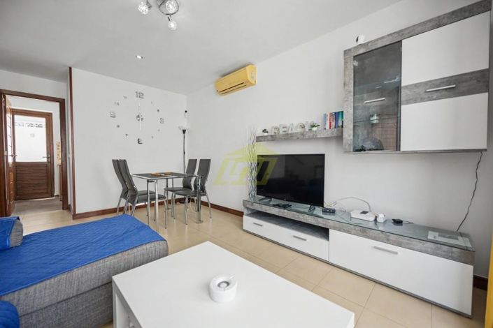 Image No.8-2 Bed Villa for sale