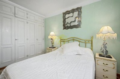Rare opportunity to own a frontline positioned bungalow in beautiful complex