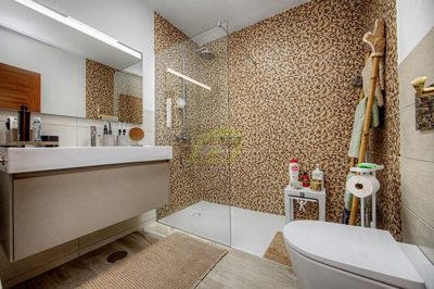 Modern Comfort in a Prime Playa Blanca Setting