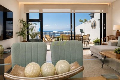Exclusive Puerto Calero home near marina and amenities.