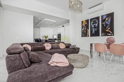 Contemporary Design in the Heart of Lanzarote's Countryside