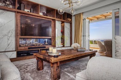 Luxury Villa in Puerto Calero with Panoramic Sea Views & Heated Pool
