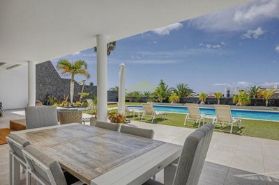 Luxury Villa in Puerto Calero with Panoramic Sea Views & Heated Pool