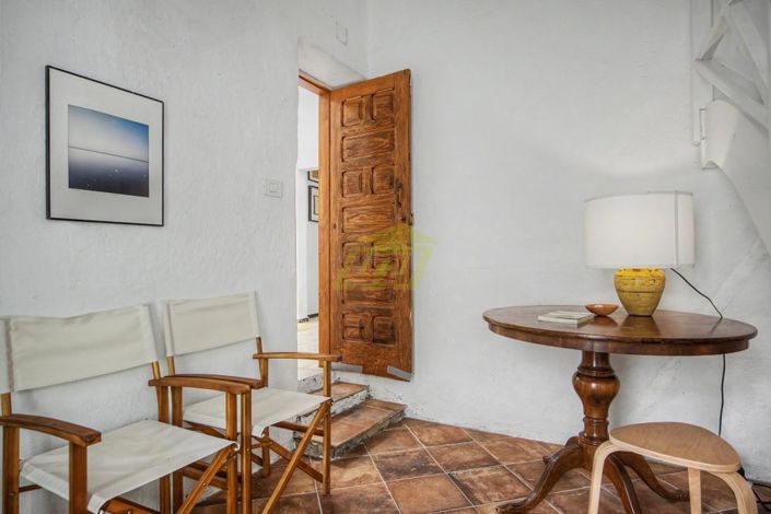Image No.14-6 Bed Villa for sale