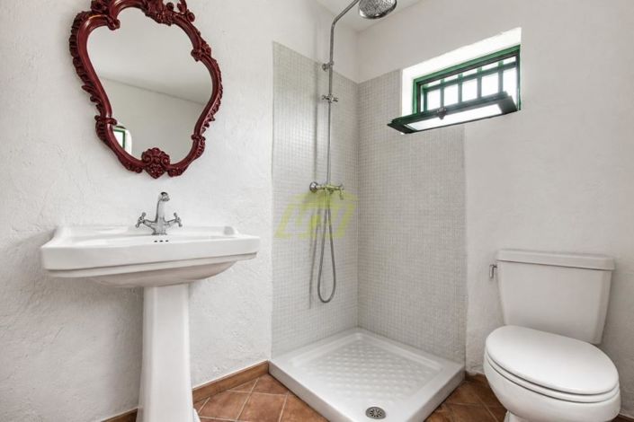 Image No.16-6 Bed Villa for sale
