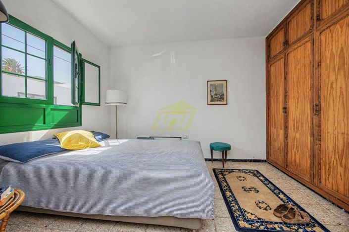 Image No.5-6 Bed Villa for sale