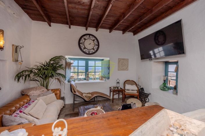 Image No.16-6 Bed Villa for sale