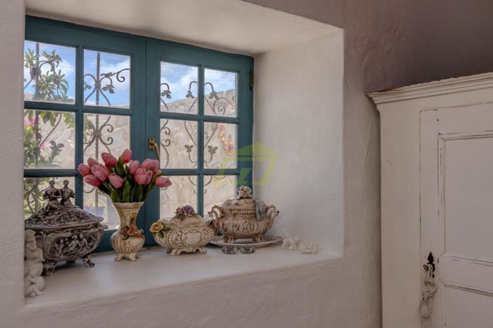 Image No.20-6 Bed Villa for sale