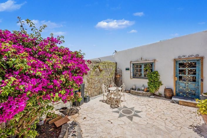 Image No.24-6 Bed Villa for sale