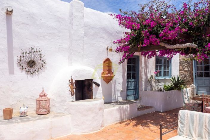 Image No.26-6 Bed Villa for sale