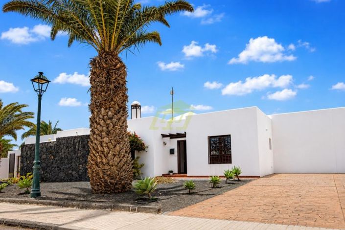 Image No.18-3 Bed Bungalow for sale