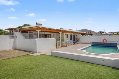 South Facing Villa with Private Pool Just Minutes from Playa Dorada
