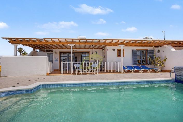 Image No.16-2 Bed Villa for sale