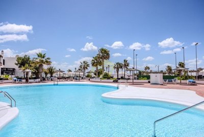 3 bedroom, 2 bathroom duplex in El Palmeral, Costa Teguise