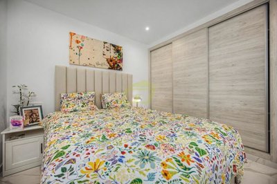 Refurbished Apartment with Large Private Terrace
