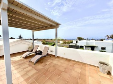 Exceptional Roof Terrace with Panoramic Sea Views