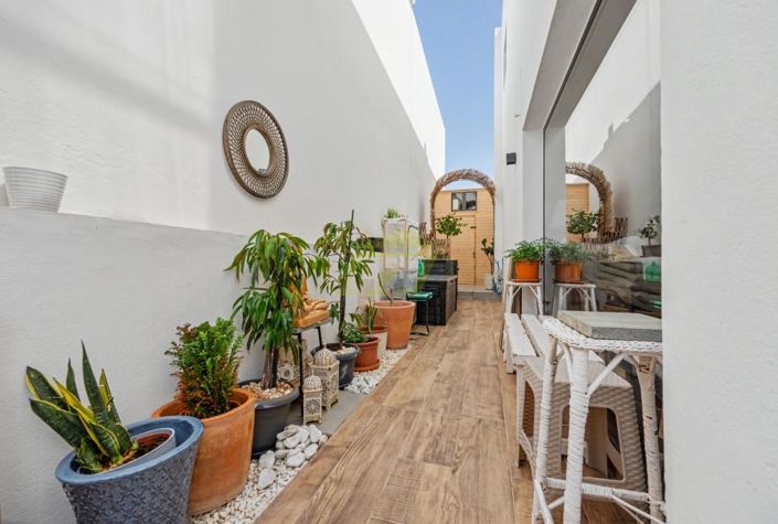 Image No.18-3 Bed Villa for sale