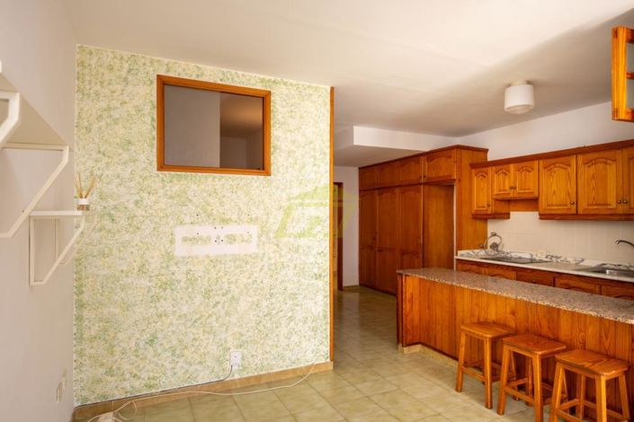 Image No.6-2 Bed Commercial for sale