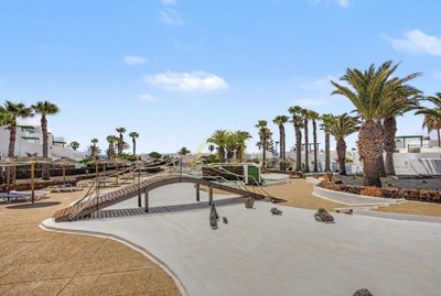 Superb 2 bedroom apartment with communual pool in Costa Teguise