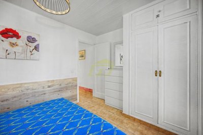 An immaculate property with outdoor space close to the beach in Puerto del Carmen