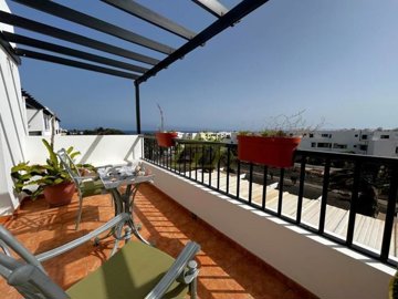 Beautiful 3 Bedroom Duplex with Terrace & Parking in Costa Teguise