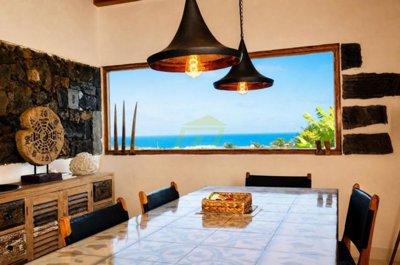 Unique Off Grid Finca with Panoramic Views on 10000 sqm plot