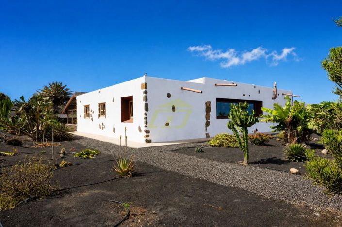 Image No.26-3 Bed Villa for sale