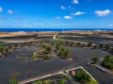 Unique Off Grid Finca with Panoramic Views on 10000 sqm plot