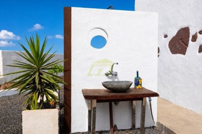 Unique Off Grid Finca with Panoramic Views on 10000 sqm plot