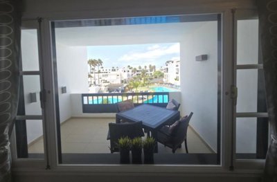 Sea view upper floor apartment with pool