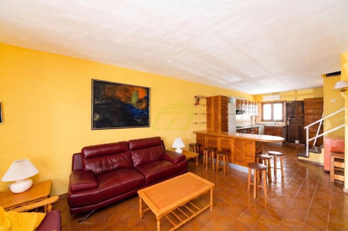 Image No.2-3 Bed Villa for sale
