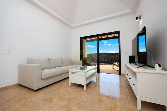 Image No.2-4 Bed Villa for sale