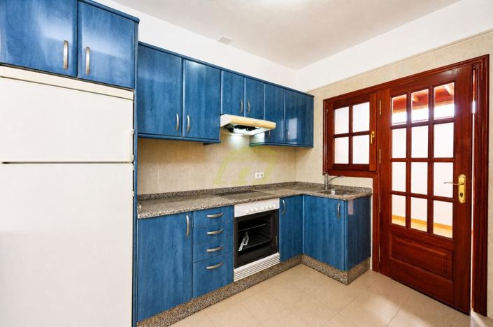 Image No.8-2 Bed Villa for sale