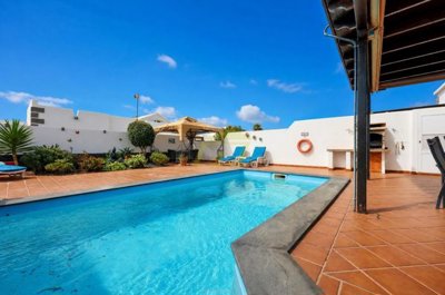 Villa Within Walking Distance of Playa Blanca Centre