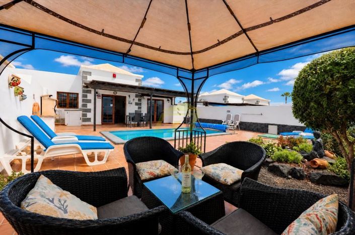 Image No.2-Villa de 2 chambres à vendre à Playa Blanca