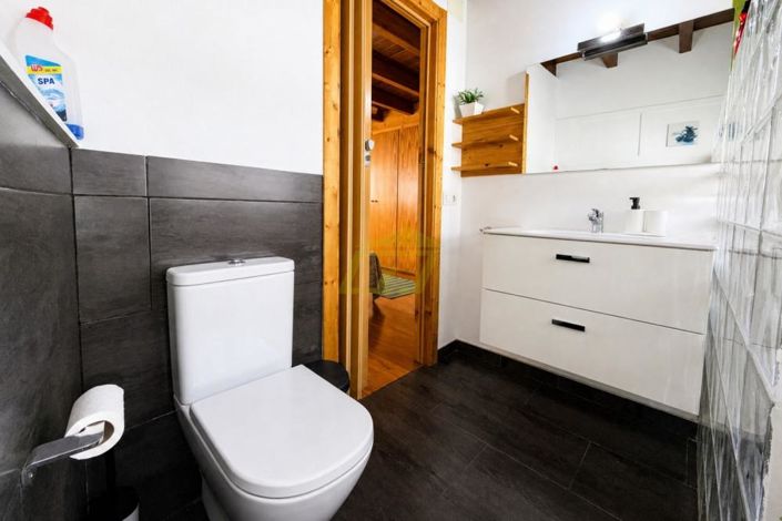 Image No.14-2 Bed Bungalow for sale